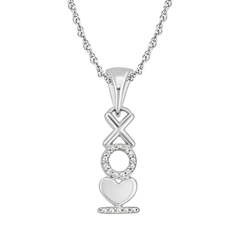 10K White Gold Diamond Accent Heart Pendant