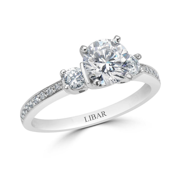 Ladies Round Diamond Engagement Ring with Pavé Shoulders
